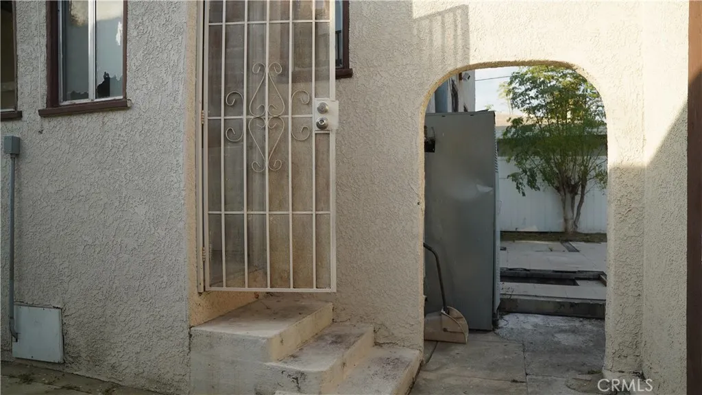 2452 Adriatic, Long Beach, California 90810 home-pic-9